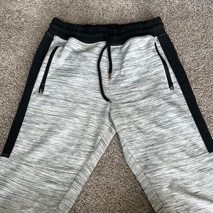 Brooklyn brand. Grey jogger sweatpants. Men’s size small.